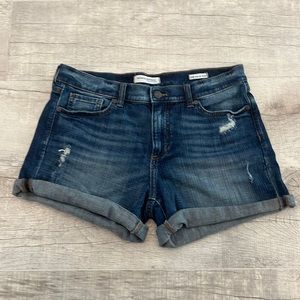 Banana Republic Women’s Shorts Size:‎ 28 ROLL-UP SHORT Color: Blue Distressed